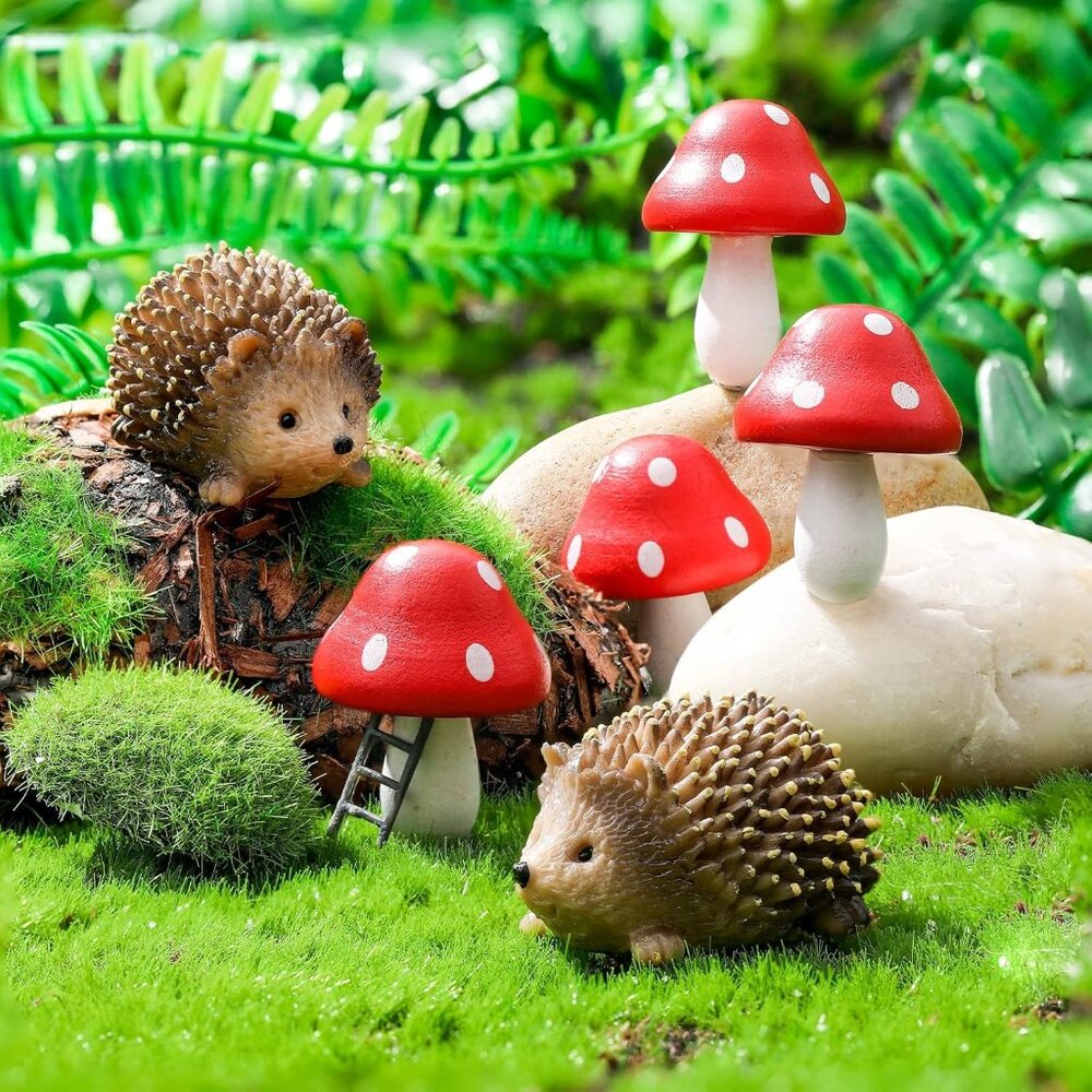 Resin Hedgehogs & Wood Mushroom Sculpture, Fairy Wild Garden Supplies, 6 Pieces,